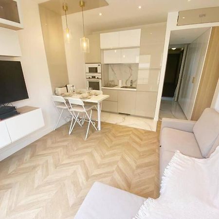 Appartement 2P Idealement Place Juan Les Pins מראה חיצוני תמונה